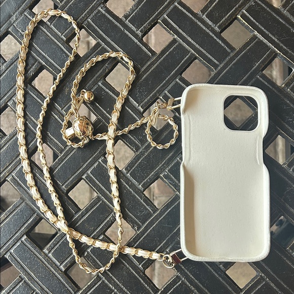 Quilted Cream IPhone Case with Gold Chain - Picture 7 of 10